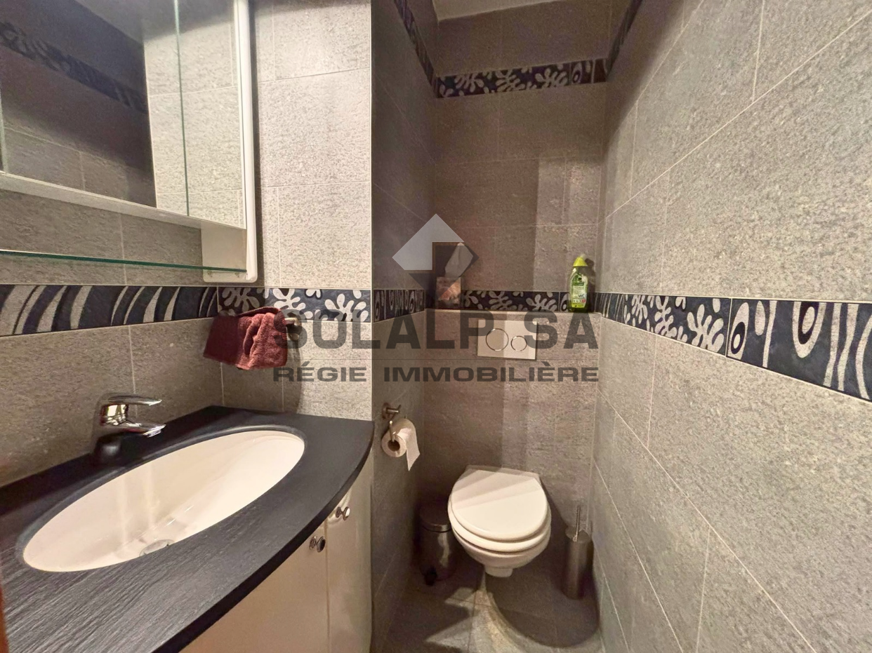 Images site web – 2026-10-15T090006.902 Appartement 3 chambres – situation idéale